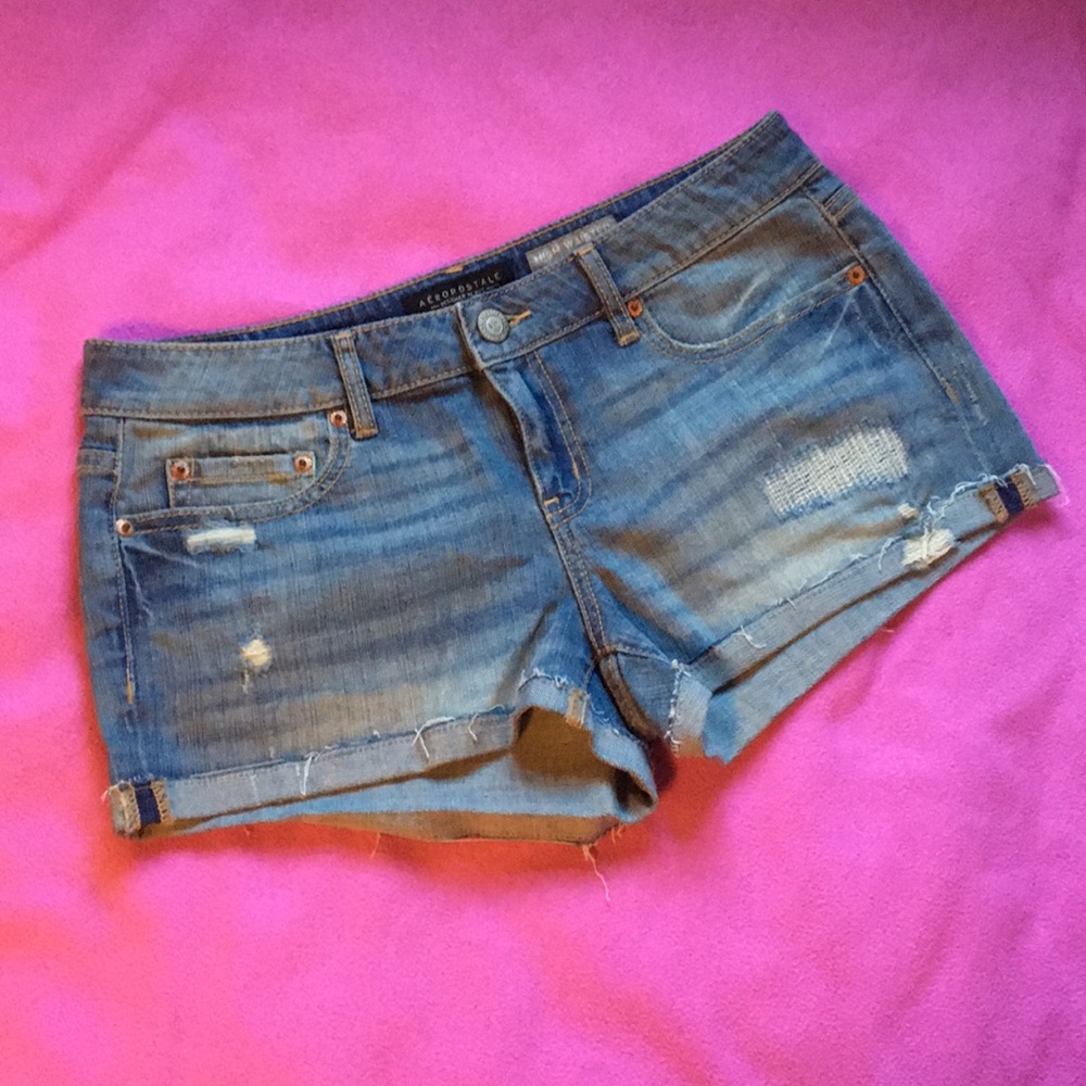 (NEW) Aeropostale Distressed Denim Shorts